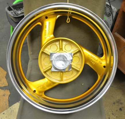 Покраска мото-дисков - Мастерская по порошковой покраске колесных дисков, ремонту литых дисков, сварка аргоном